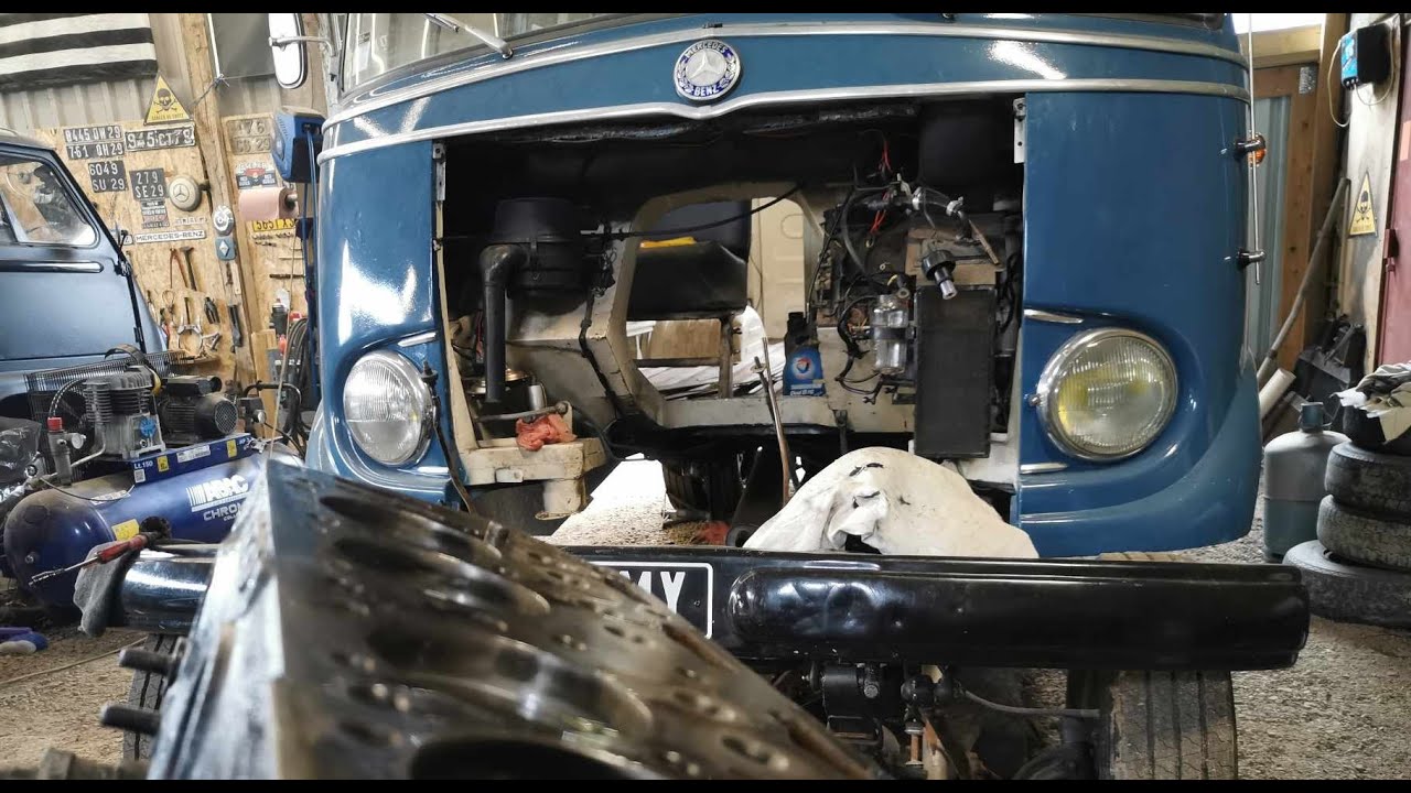 dans les entrailles d'un moteur de 1958 - Le Mérou