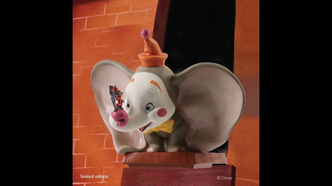 Dumbo flies at the Circus Crossover