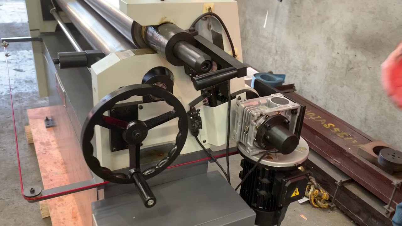 SM-RM1345 Plate-Curving Rollers. Steelmaster 1300mm x 4.5mm Capacity. Digital Top Roll Positioner,