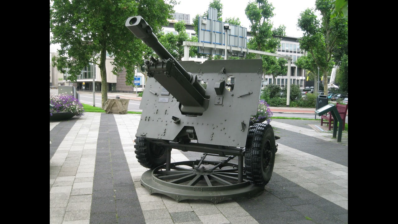 The Jacobus Groenewoud Plantsoen ✮ War Monument ✮ Arnhem - Netherlands