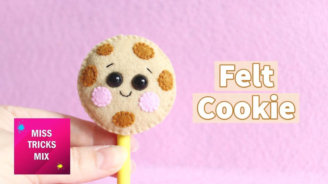 DIY: Cute Cookie Felt Pencil Topper | Felt Craft | Kawaii Craft