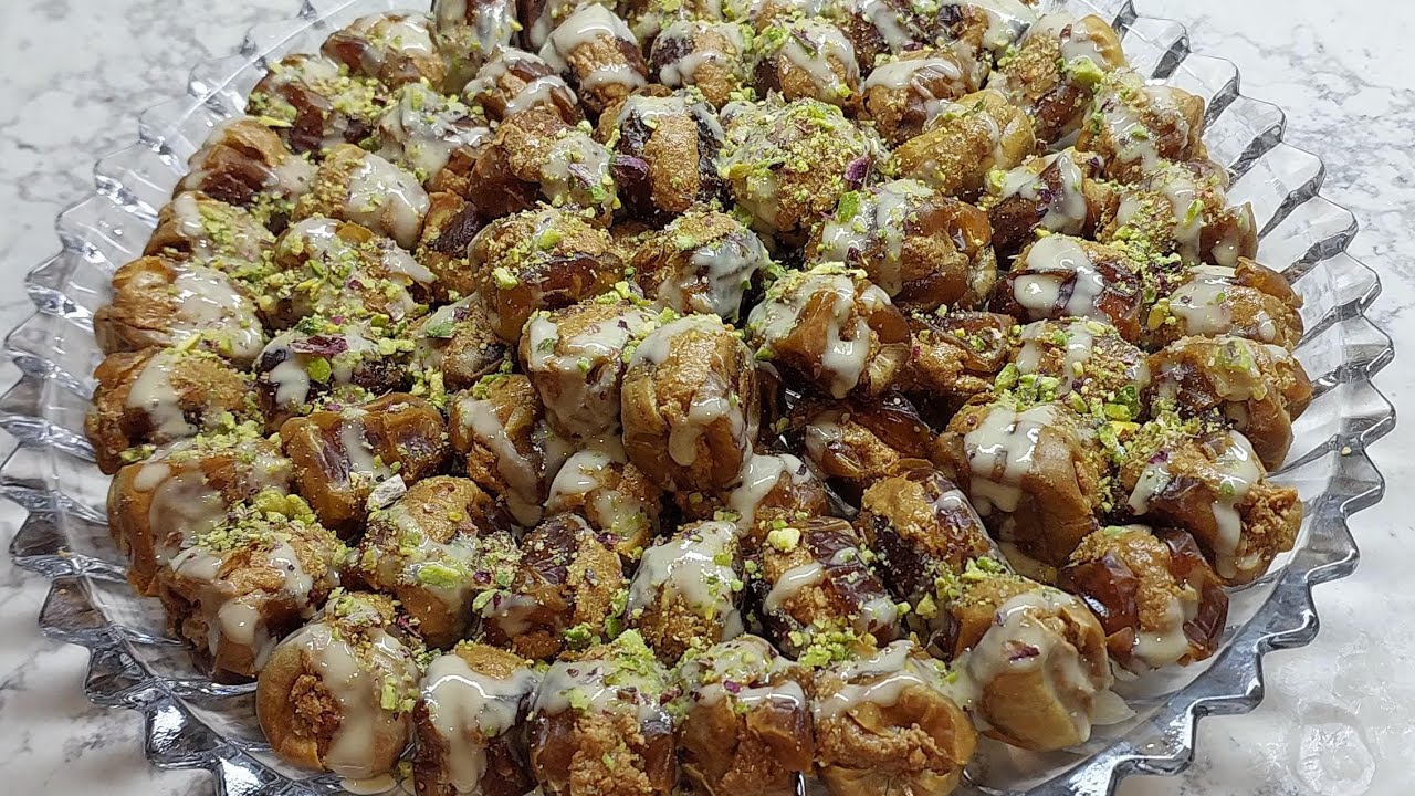 تمر سكري محشي بالبسكوت والحليب والطعم خورااااافي 👌😋