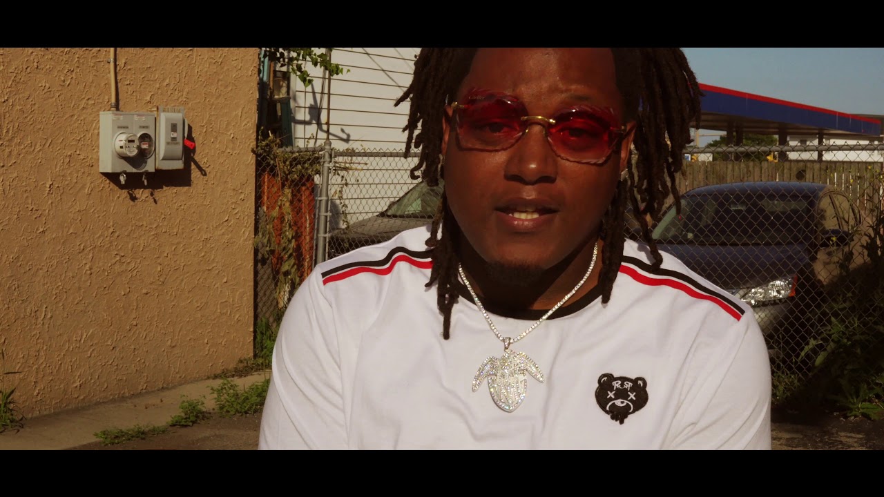 Streetz - No Hook  [Official Music Video]