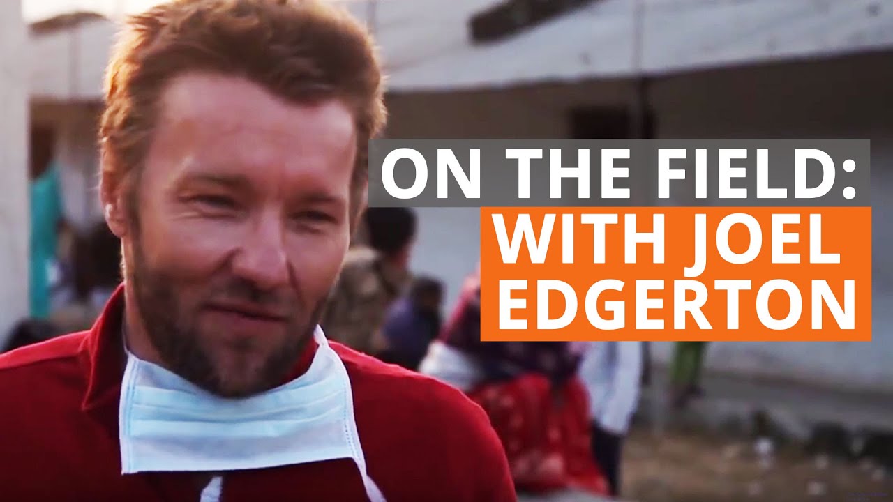 Little old lady steals Joel Edgerton's heart, and nose!