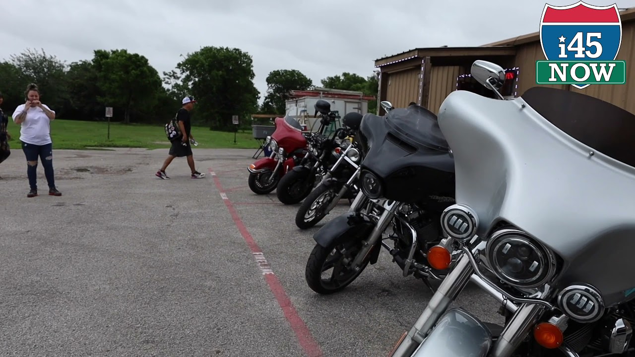 Man beaten to death outside Texas City bar