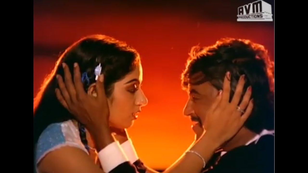 Pokkiri Raja Song - Vidiya Vidiya Sollitharuven; Rajini, Sridevi