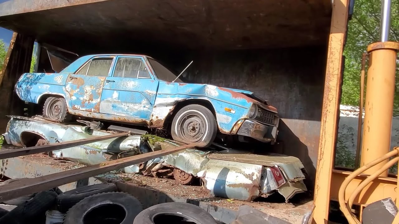 Car Crusher Crushing Cars 61 1973 dodge dart 1977 Pontiac grand prix