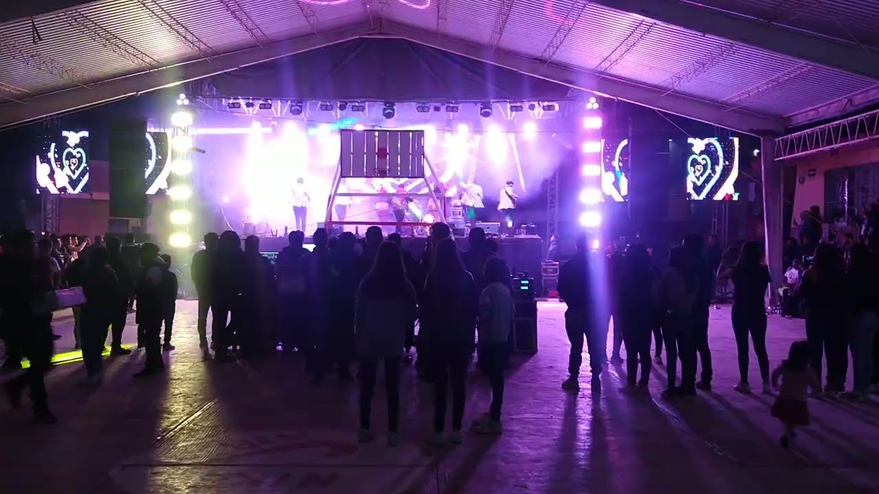 Presentación los Juniors,en Tepoxtla Coyomeapan,7 de Junio de 2024.