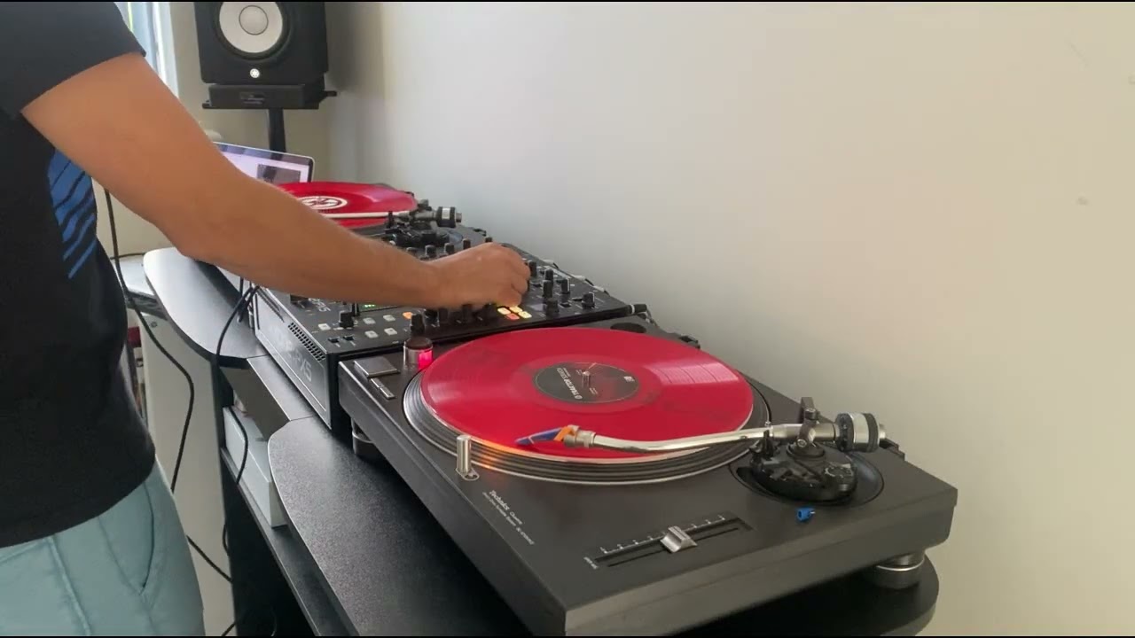 Deep House Selection Live Digital Vinyl Mix