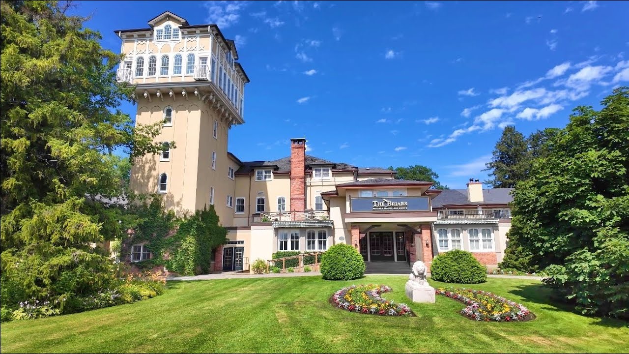 Discover Canada 🇨🇦 Beautiful Resort near TORONTO Canada - The Briars Resort & Spa on Lake Simcoe