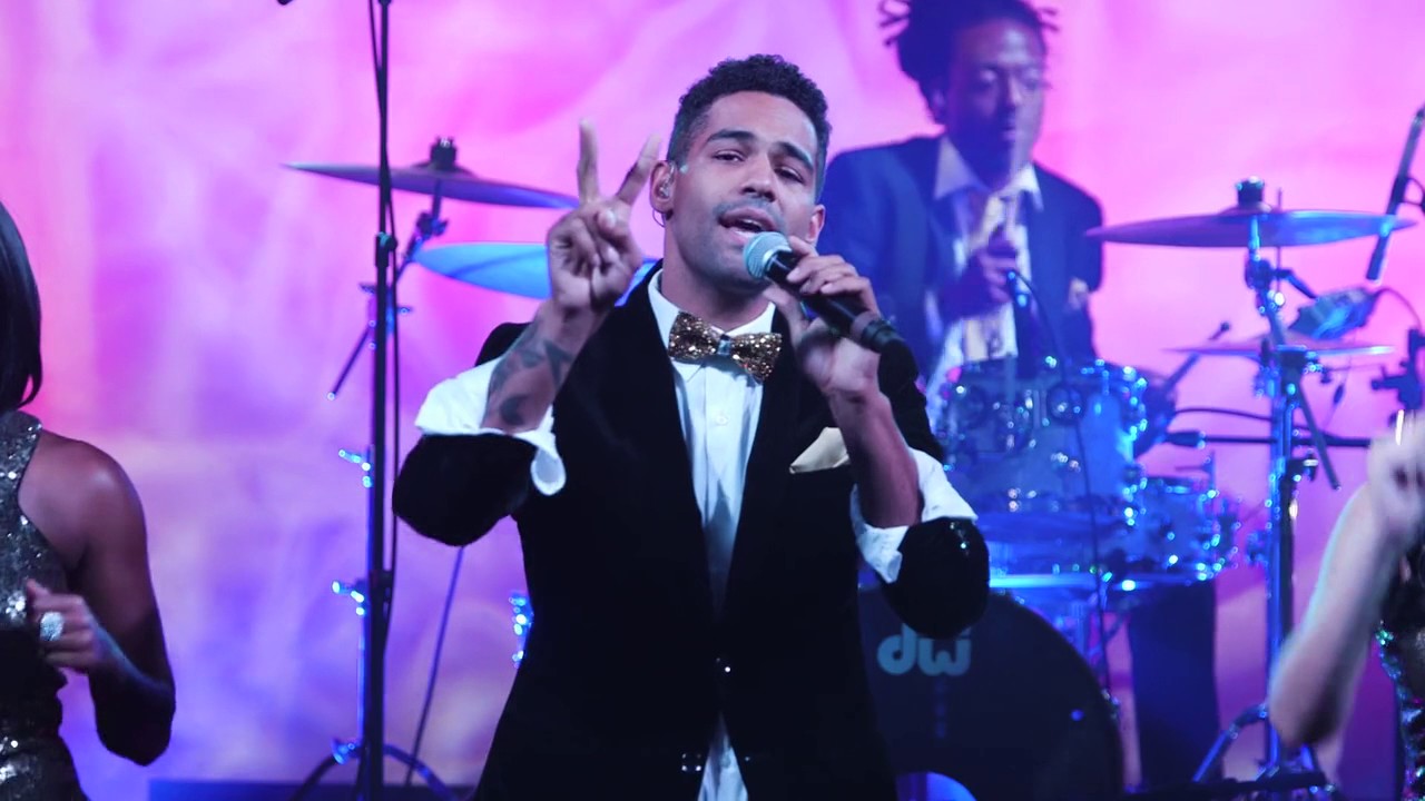 West Coast Music - SORRY (HD) - Midnight Special