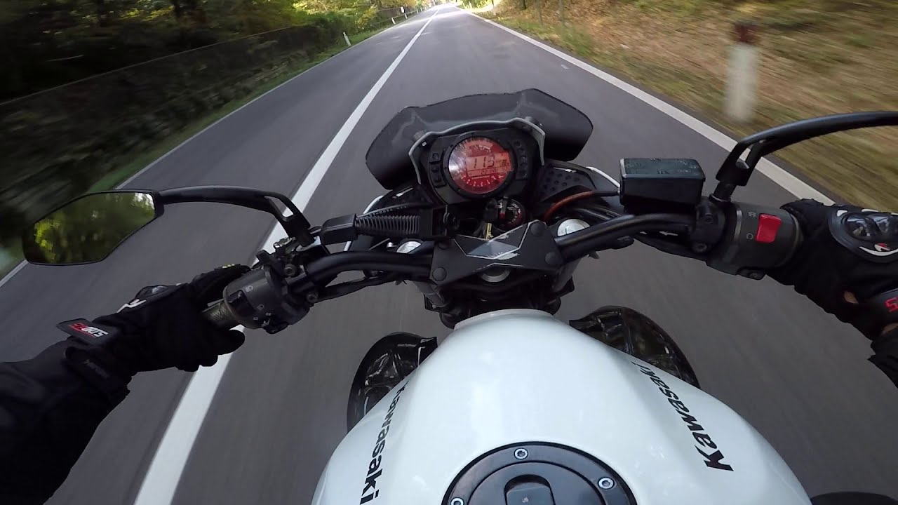 Kawasaki Z750 RAW ON BOARD