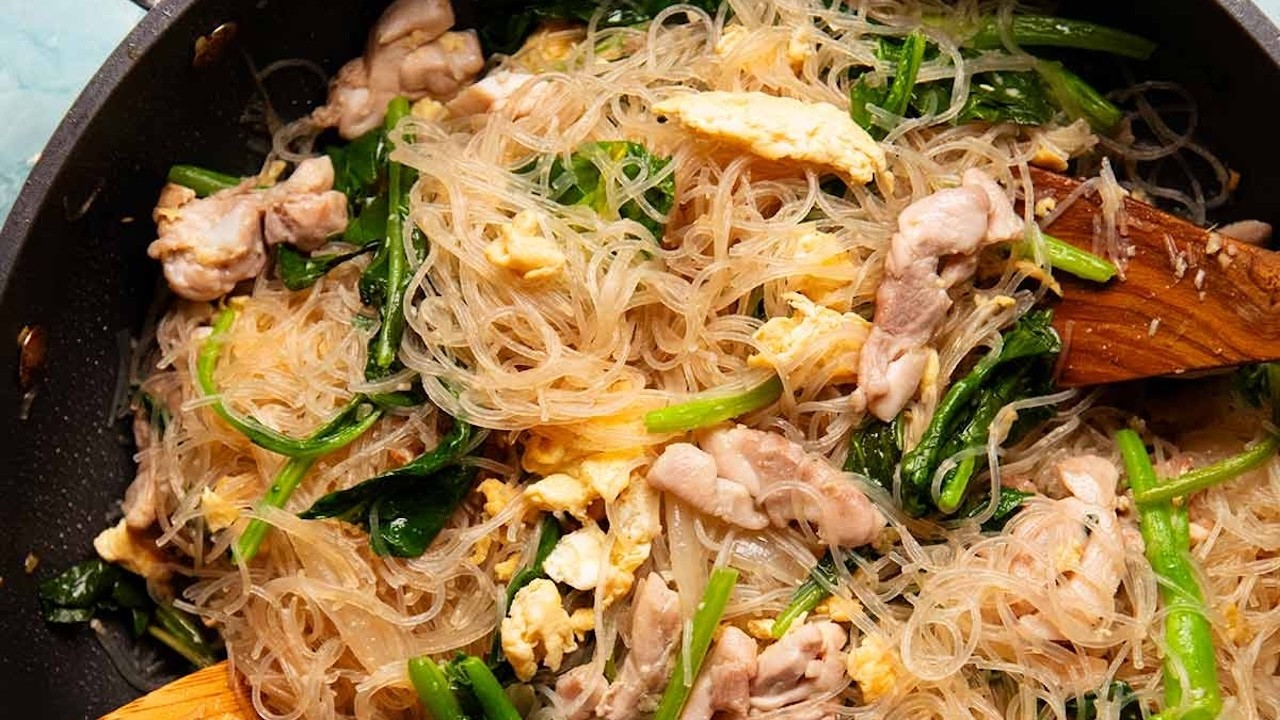 Thai Glass Noodle Stir Fry - Pad Woon Sen
