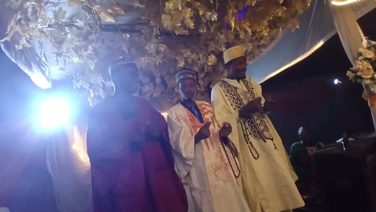 مجلس في بلد 