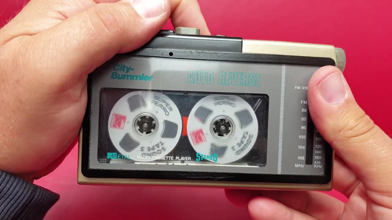 1980s UNIVERSUM CPR 4035 A Vintage Auto Reverse Radio Cassette Player - Klein aber Oho von Quelle!