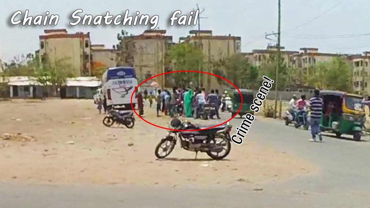 Chain snatcher caught by public | Chain snatching fail