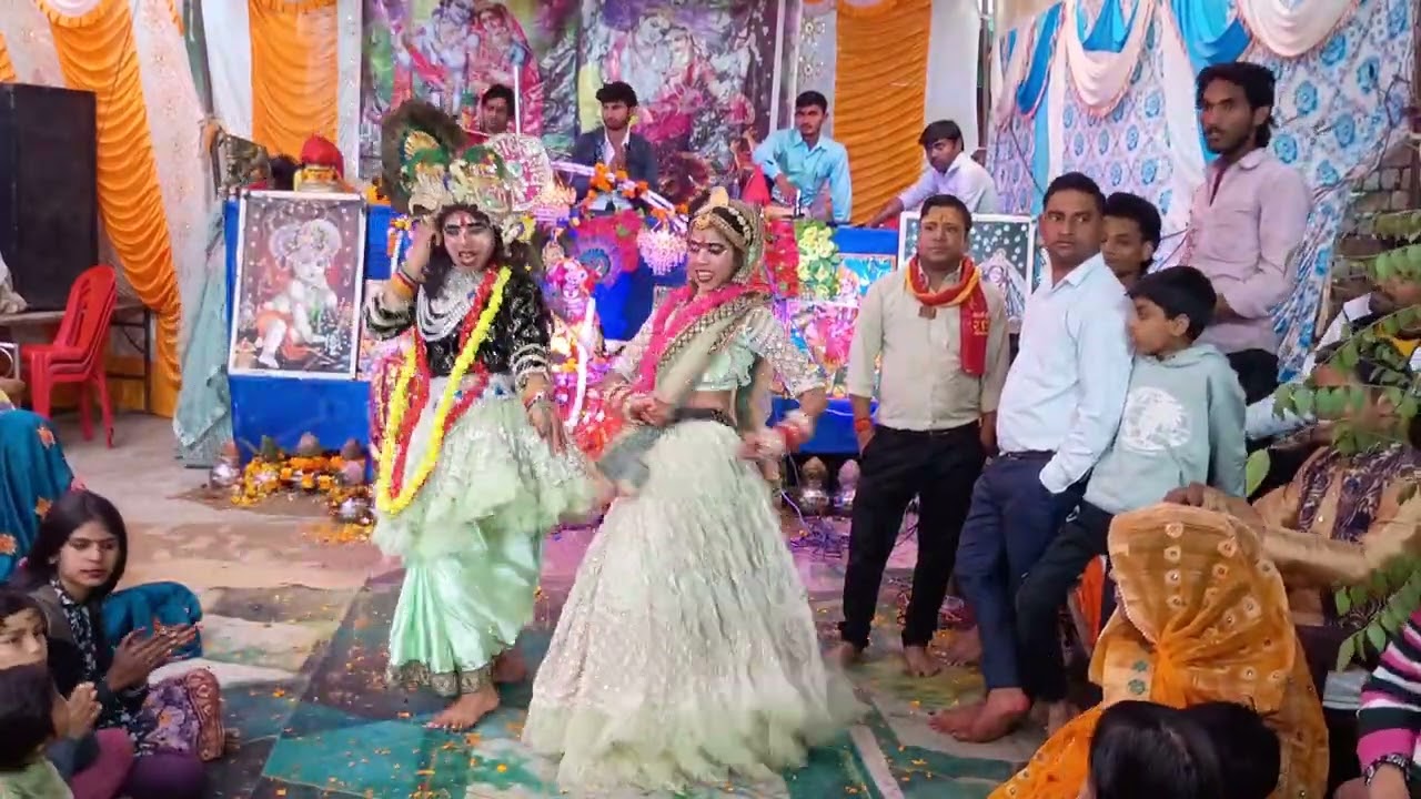 आचार्य अजीत शास्त्री जी की कथा में सुंदर झाकी गांव खेड़ा अतरौली में चरन सिंह की बेटी ने दिखाए जलवा