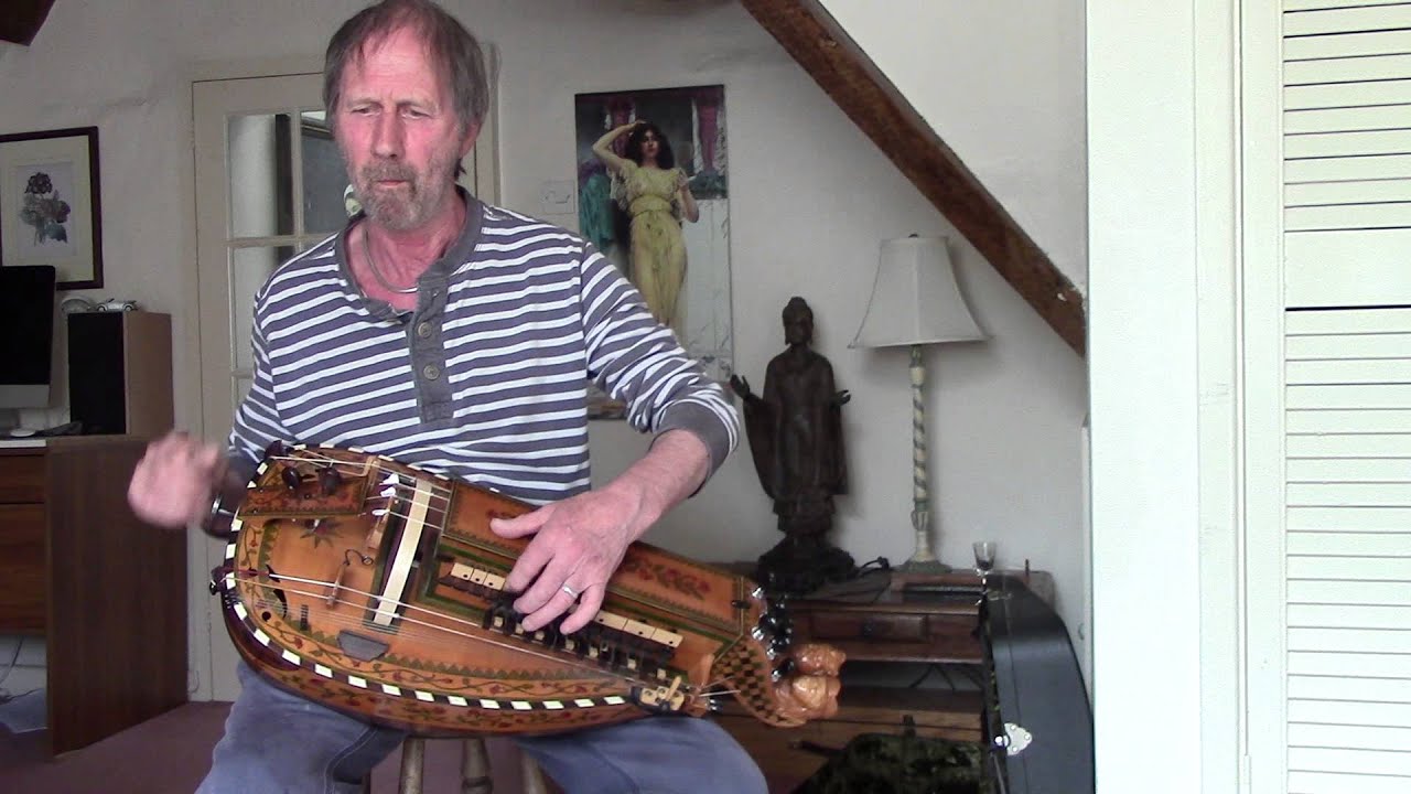 Main dans la Main (hand in hand - composed by Gregory Jolivet)