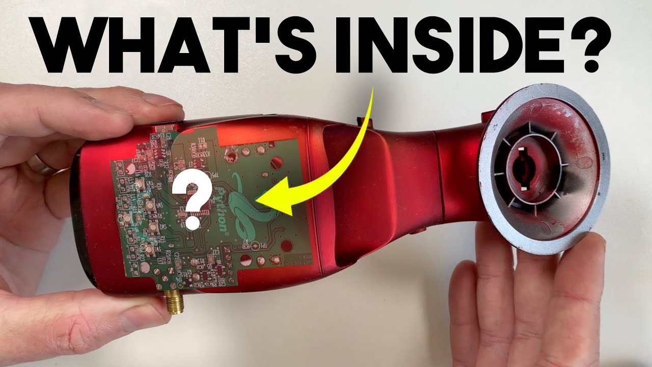 WHATS INSIDE THIS EMERGENCY SERVICES TETRA RADIO DETECTOR?
