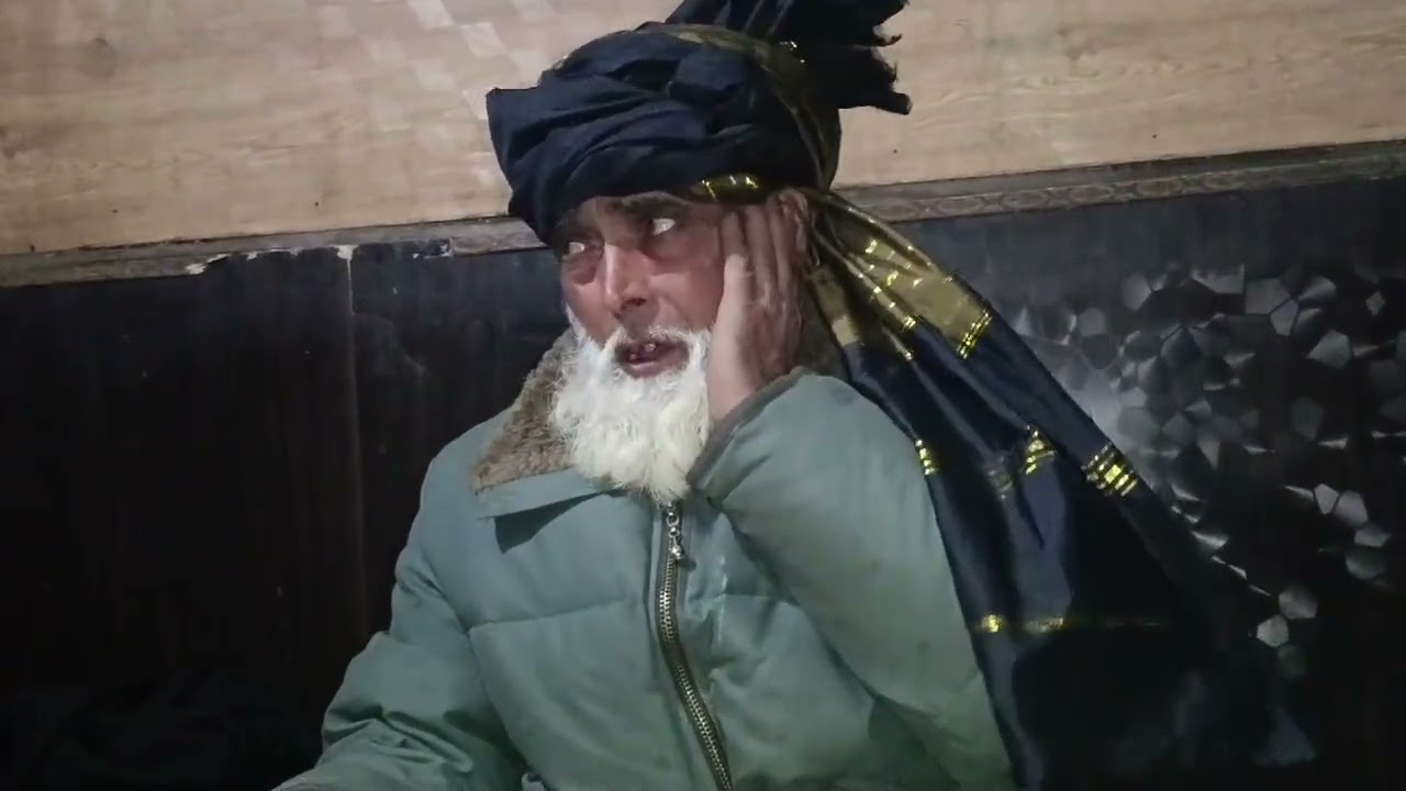 گوجری پہاڑی انگلش اور اُردو زبان شامل ہیں شاعر بشیر لوہار صاحب 