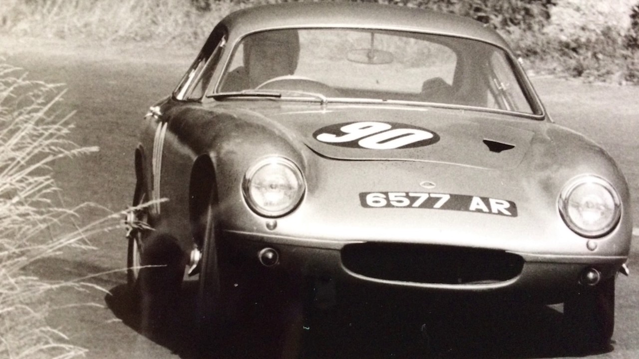 Lotus Elite race car explained by Winni Reithmeier including period pictures