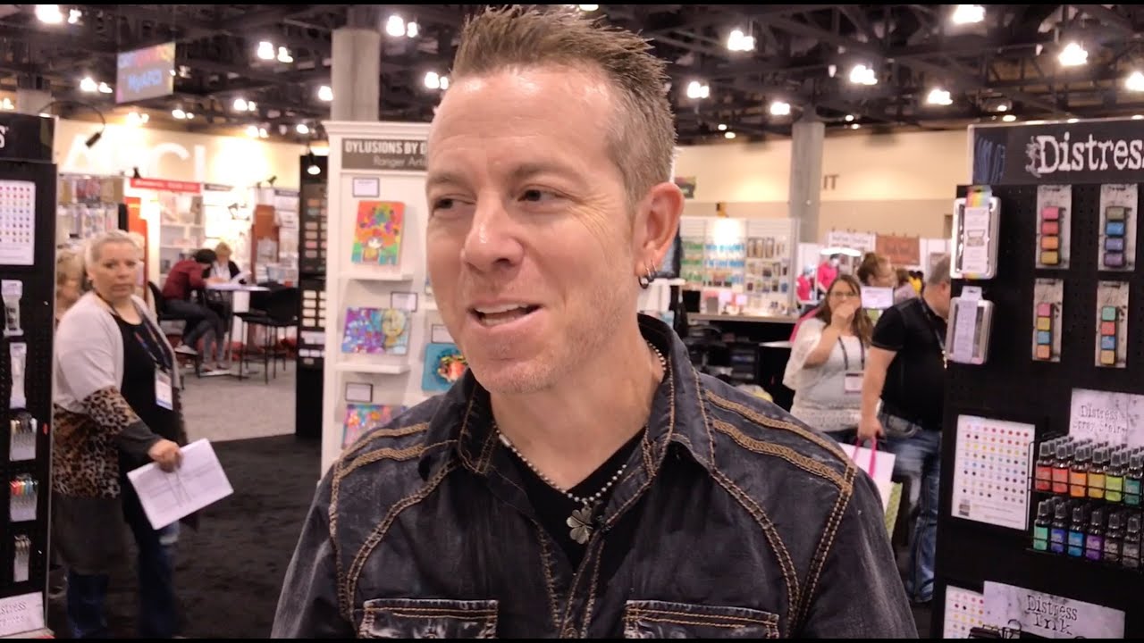 Tim Holtz demos Embossing with Texture Paste and Distress Glazes - Creativation 2020