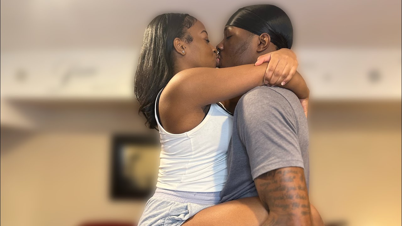 CAN’T STOP KISSING YOU PRANK ON BOYFRIEND *HE LOVES IT*