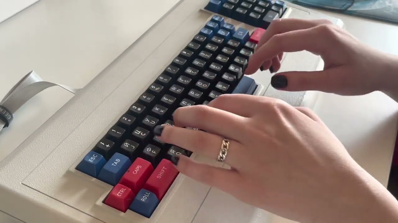 Клавиатура Zbrojovka Brno Bezkont Klavesnice 262.3 &ndash; тайпинг/typing.