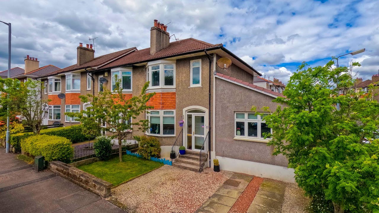 Greenwood Road, Clarkston, Glasgow, G76 7JS
