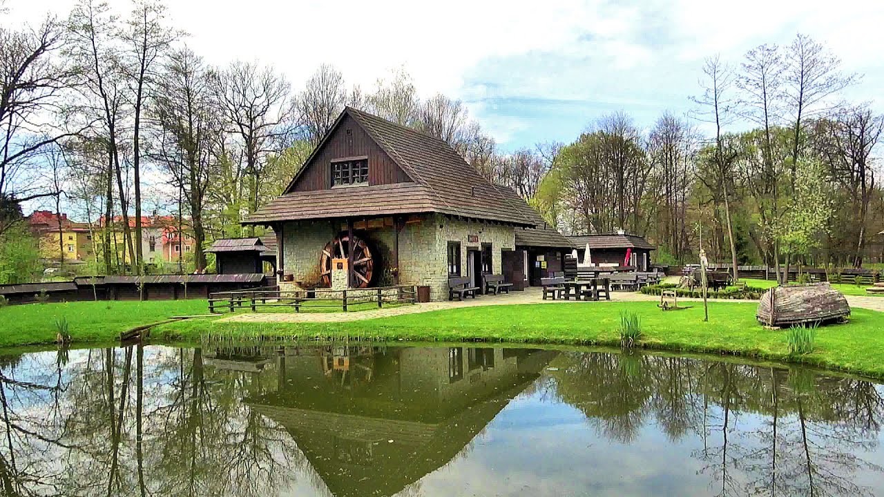 Pszczyna - Skansen Zagroda Wsi Pszczyńskiej (Heritage Park), Polska (Poland) [HD] (videoturysta.eu)