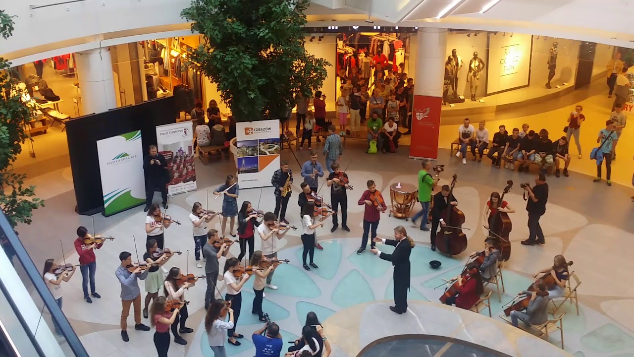 Pueri Cantores - Flashmob