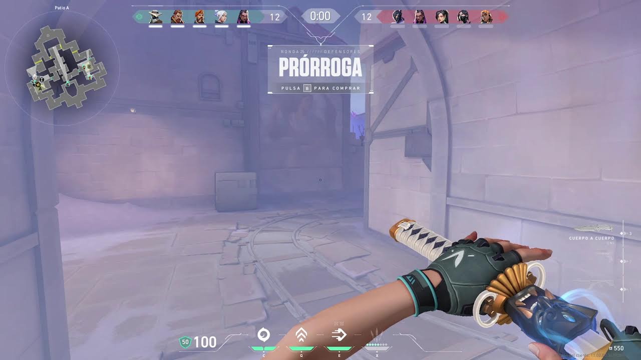 Jugando a Valorant de chill
