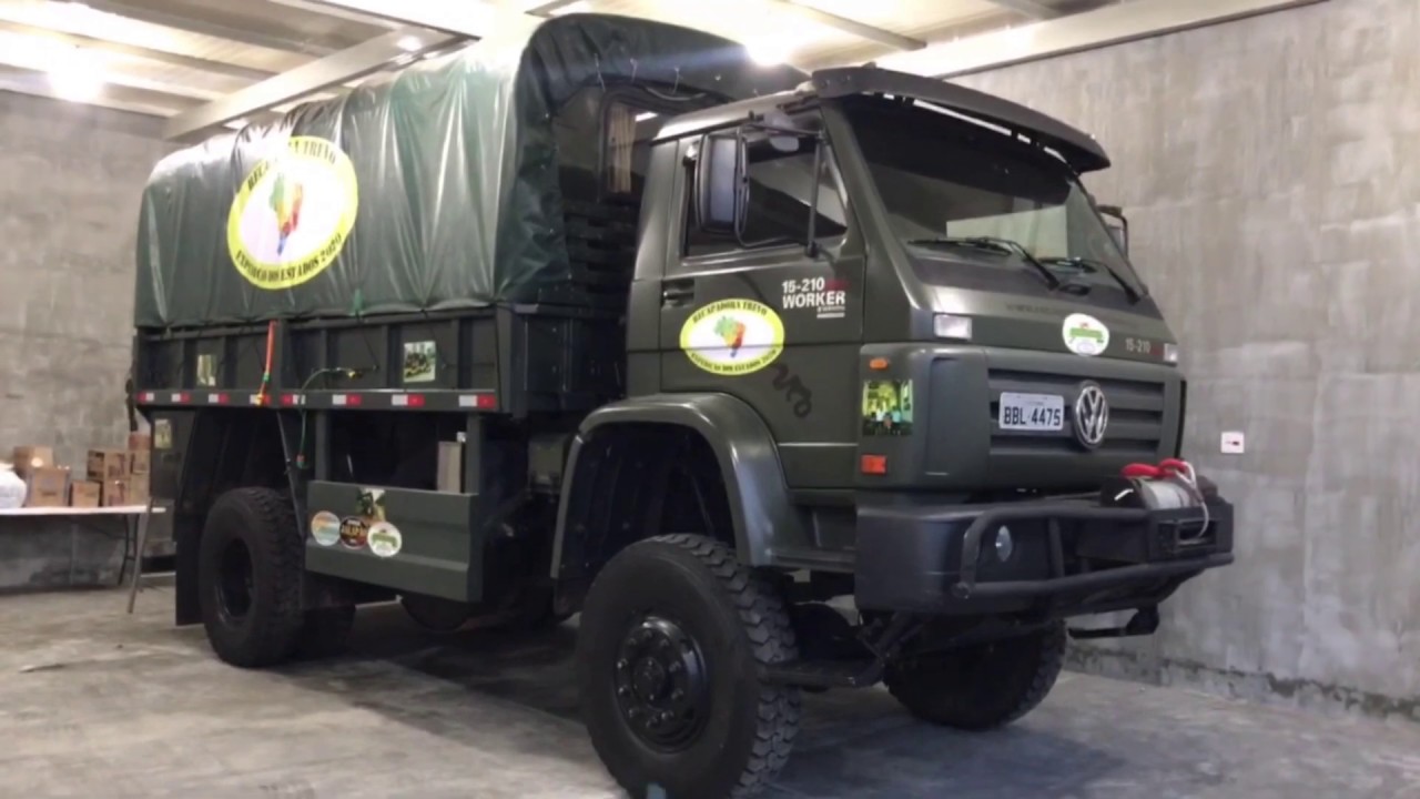 CAMINHÃO VW WORKER 15-210 4X4 DNA MILITAR DE APLICAÇÃO CIVIL.