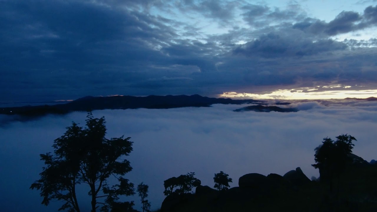 Ensaio pr&eacute;-casamento no Pico do Olho D'&aacute;gua - Lya Rocher Fotografia