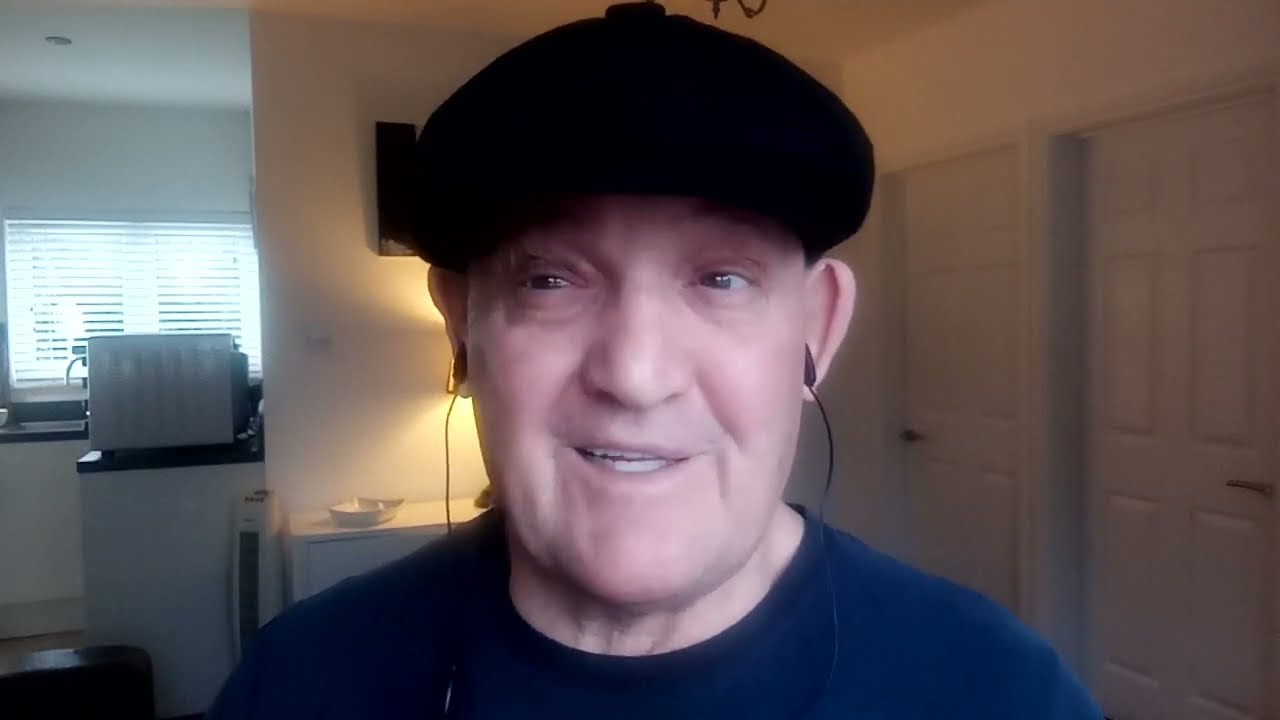 VIC andretti loved lenny and me got in the ring at his place Nigel Benn said he loved Vic