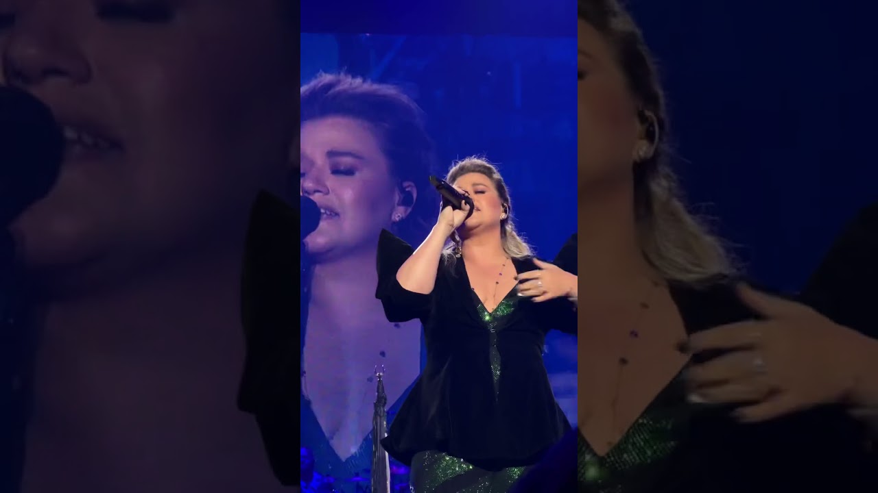 Invincible Kelly Clarkson Live Las Vegas 7/28/23