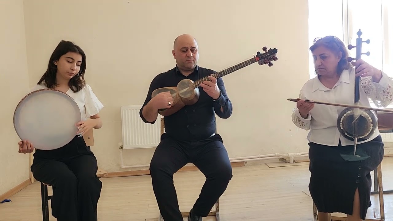 Abdullayeva Təranə Elşən qızı 5-ci sinif. 