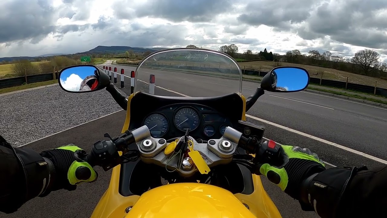 1999 SUZUKI GSX600F Walkaround And Test Ride