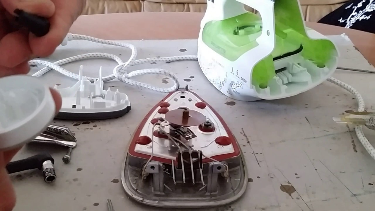 Iron Rowenta DW6020 disassembly