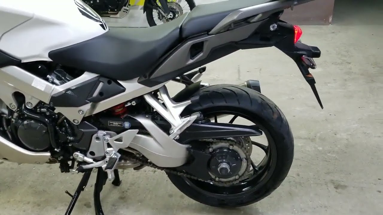 Honda VFR 800X Crossrunner, 2015 год