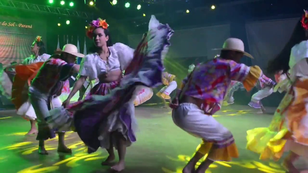 Grupo Pôr do Sol - Dança do Siriá