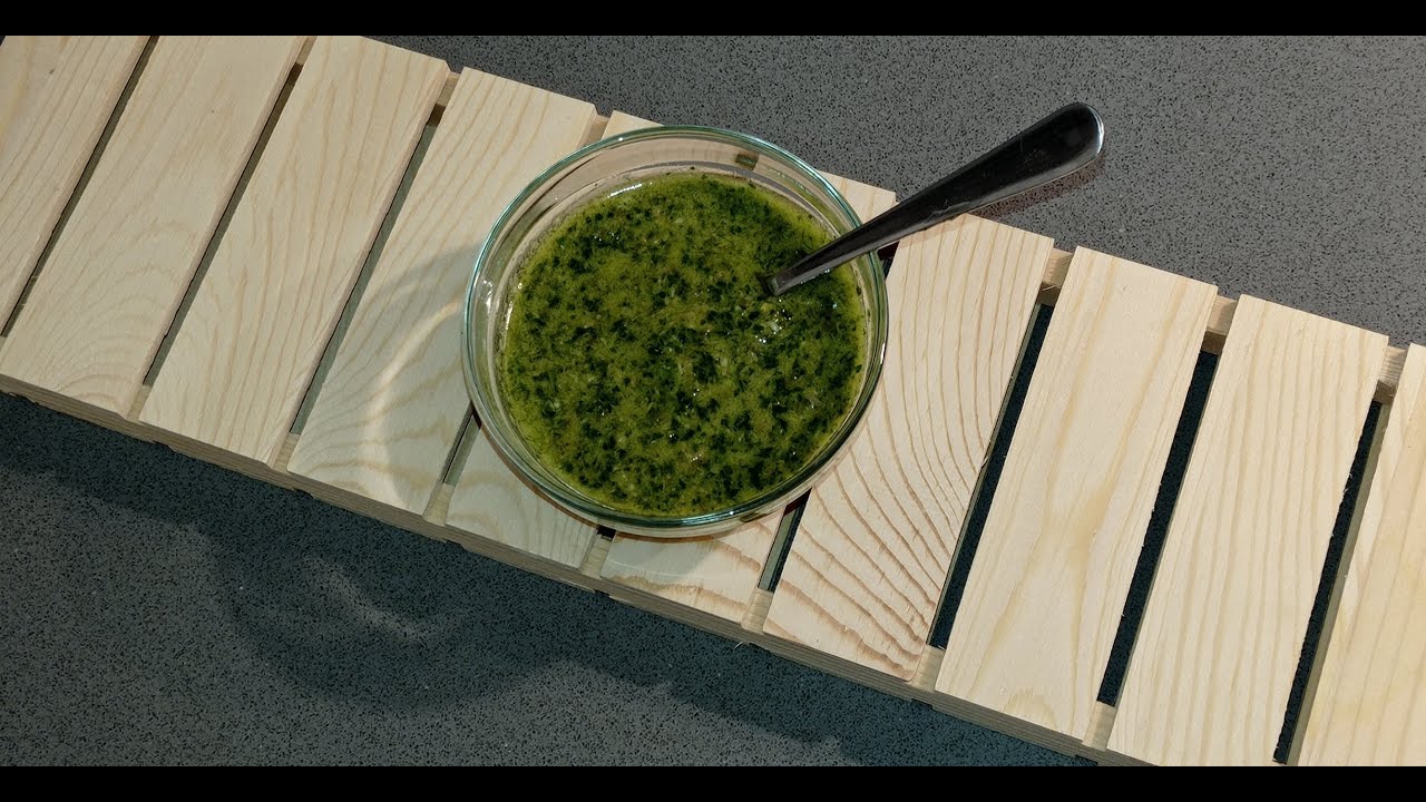 SALSA VERDE SENZA UOVA E SENZA PANE un accompagnamento a carne e pesce veloce da preparare