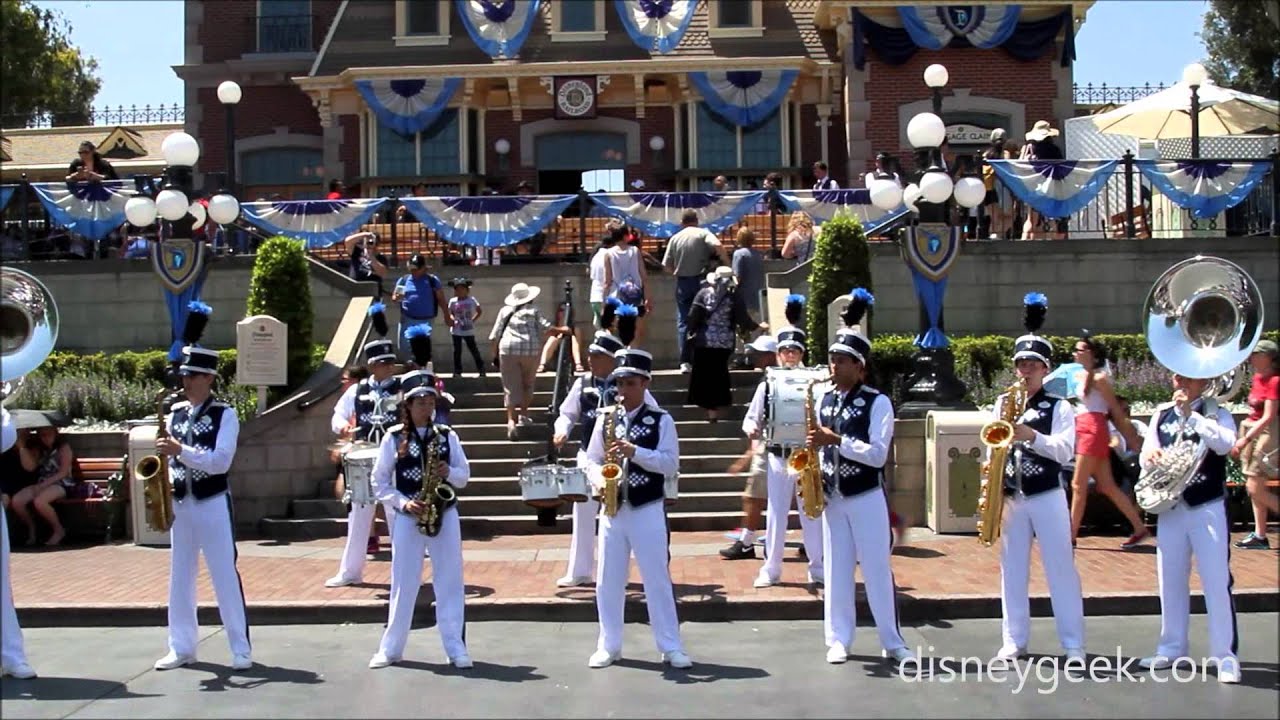 Disneyland: Disneyland Band Town Square Performance - Live the Magic