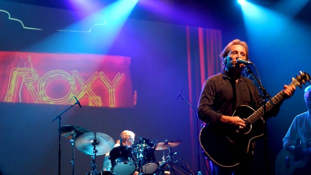 AMERICA - Cornwall Blank/Hollywood (live) Bataclan Paris March 2012
