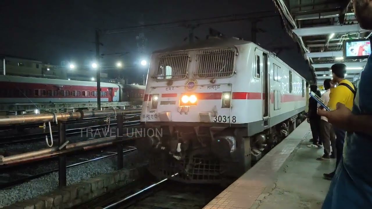 KAVERI EXPRESS JOURNEY | KSR BENGALURU To MGR CHENNAI CENTRAL | SLEEPER CLASS OVERNIGHT TRIP