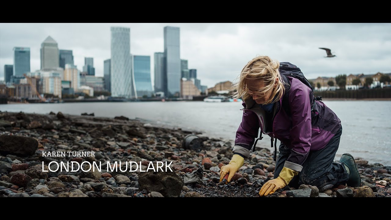 A LONDON MUDLARK