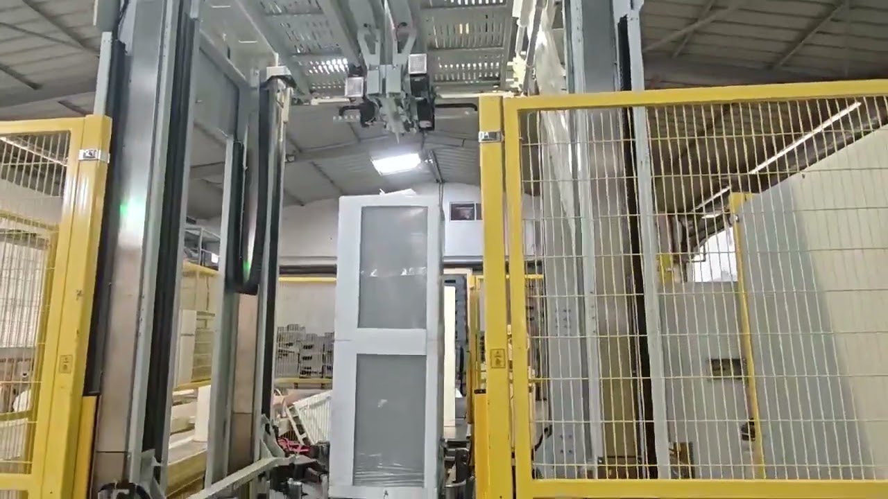 Refrigerator Film Stretch Hooding Machine