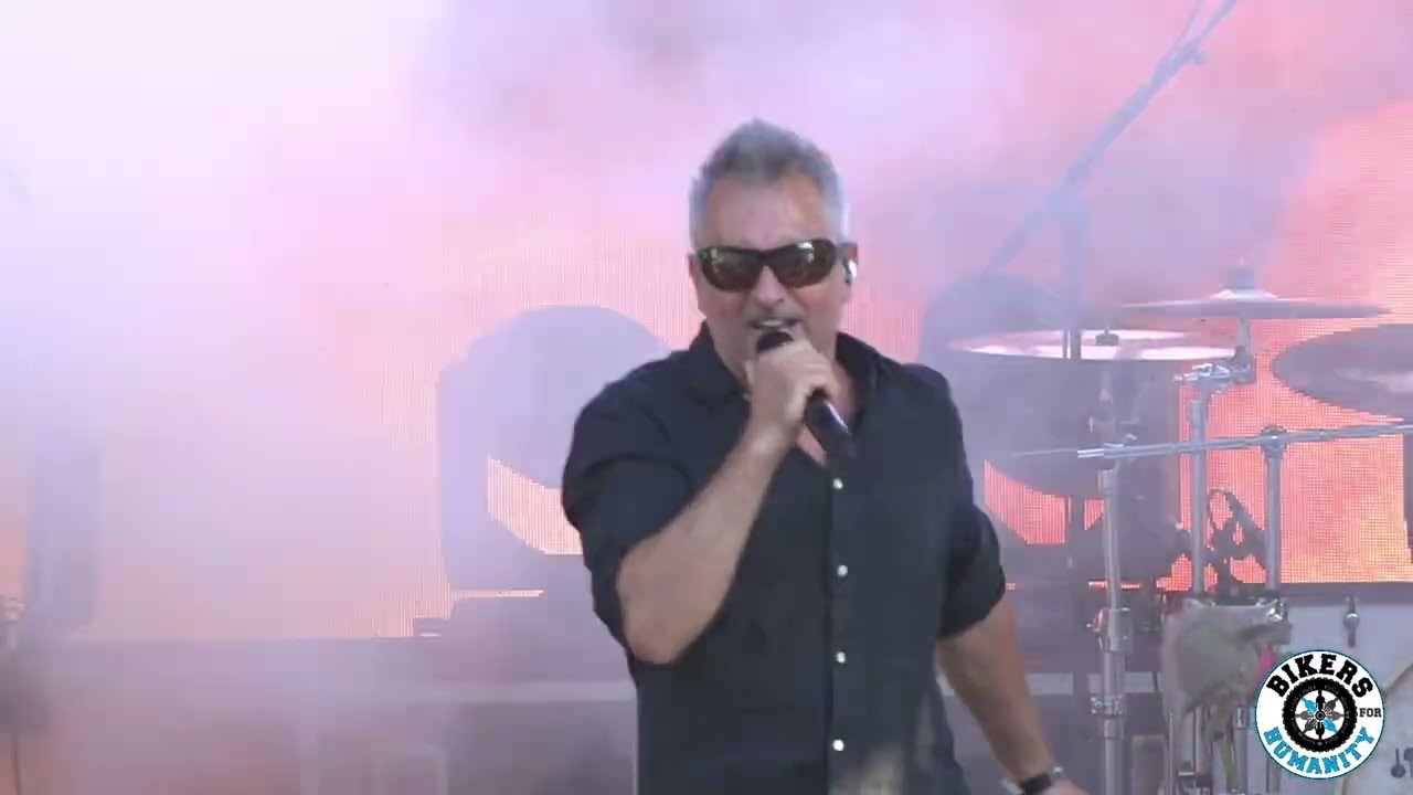 Antract - Cârciumăreasa (live) Bikers for Humanity 2025