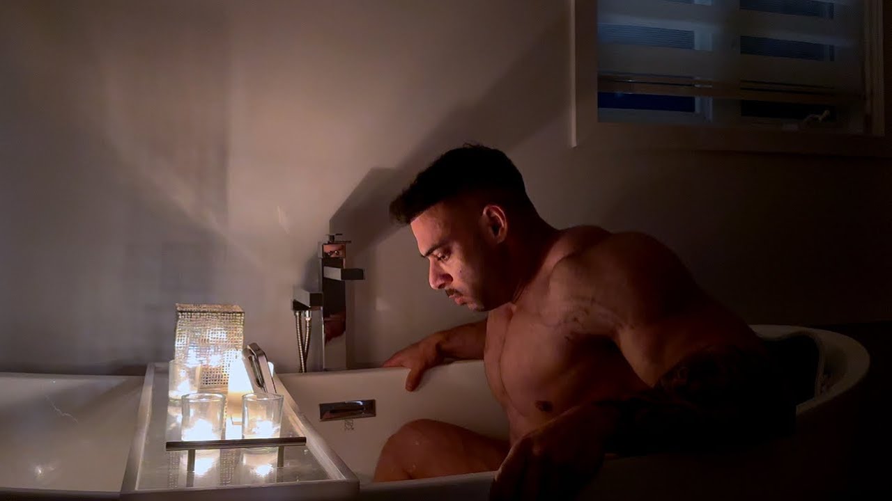 حياتي البسيطة في ظلام شتاء كندا 