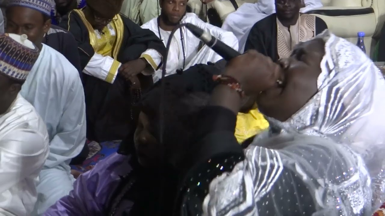 seyda khady diaw ...écoutez la belle voix véridique...zikr.DMI-Happyniass TV